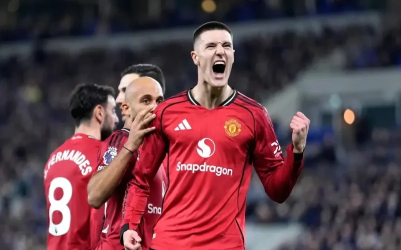 مانشستر يونايتد يتصدر قائمة أندية أوروبا الأكثر إنفاقاً في سوق الانتقالات مؤخراً